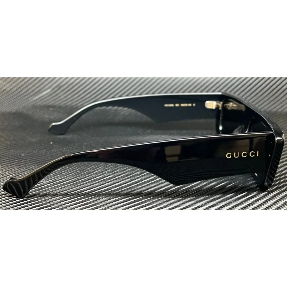 Gucci Black Sleek Men's Sunglasses